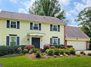 8219 Riding Ridge Pl, Mc Lean, VA 22102