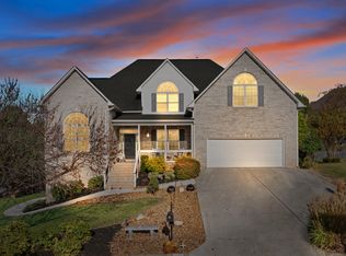 1201 Dreamview Ln, Knoxville, TN 37922