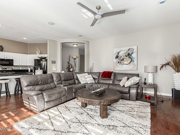 4th image of 2733 W GLENHAVEN Drive