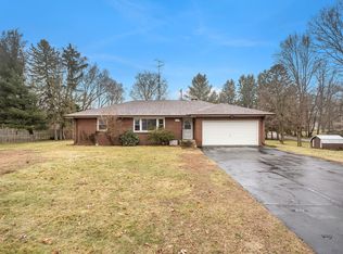 426 Minges Rd E, Battle Creek, MI 49015