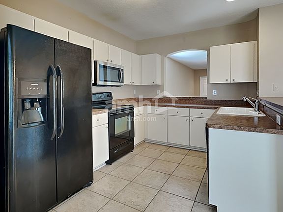 3rd image of 24812 Siena Dr