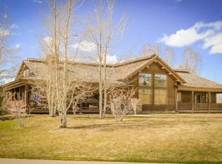 122 Desert Fox Ln, Victor, ID 83455