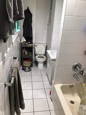 Rented by J Misrahi Realty Corp | media 28