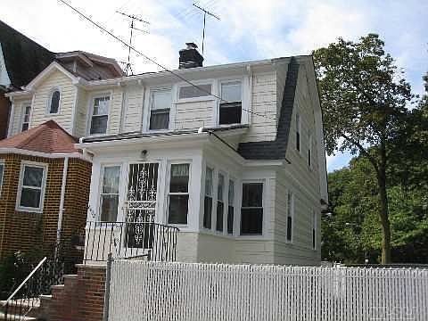 2nd image of 8402 107th St