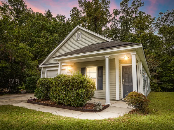 109 Malibu Rd, Summerville, SC 29483