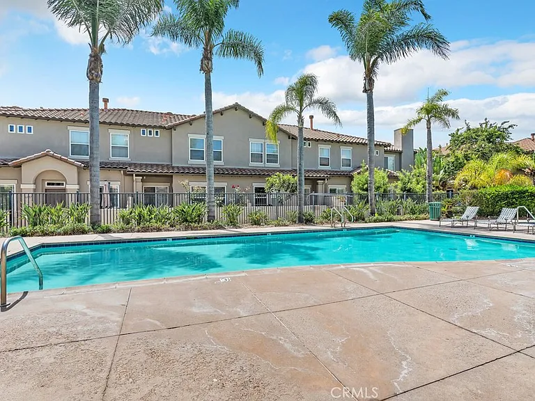 6331 Citracado Cir — Photo 37