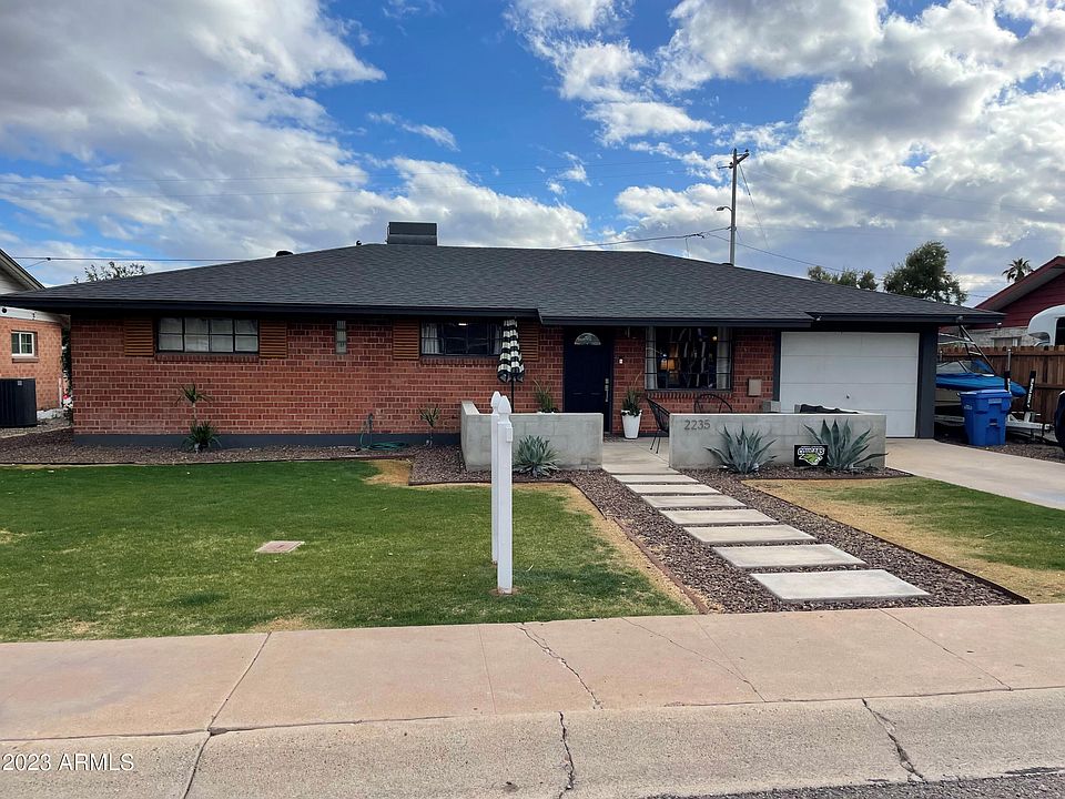 2nd image of 2235 W Avalon Dr