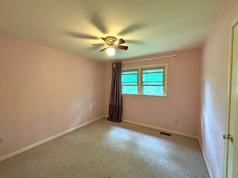 10 Kates Gln — Photo 14