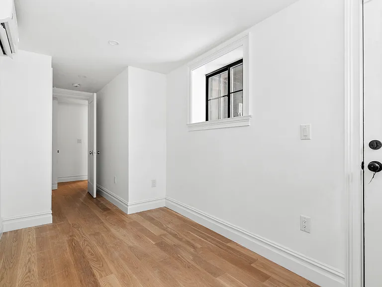 90 Putnam Ave #1 — Photo 11