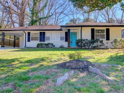 2880 Laurel Ln, East Pt, GA, 30344