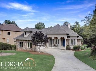 5984 Nachoochee Trl, Flowery Branch, GA 30542