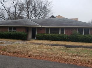 123 S Linden St, Pine Bluff, AR 71601
