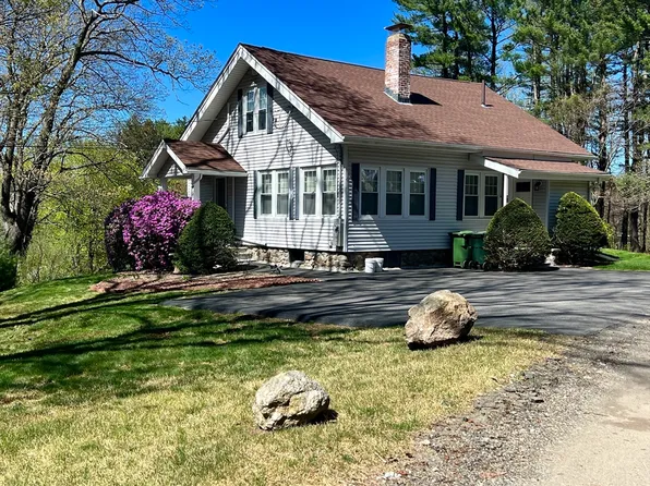 52 Highland St, Spencer, MA 01562