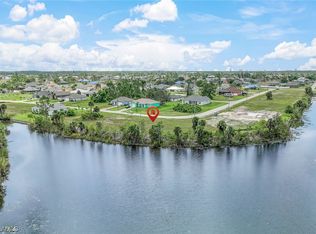 1403 NE 44th St, Cape Coral, FL 33909