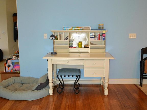 5th image of 120 Grande Berwick Ct