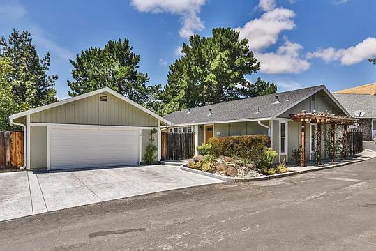 5505 Sepulveda Ct photo 1