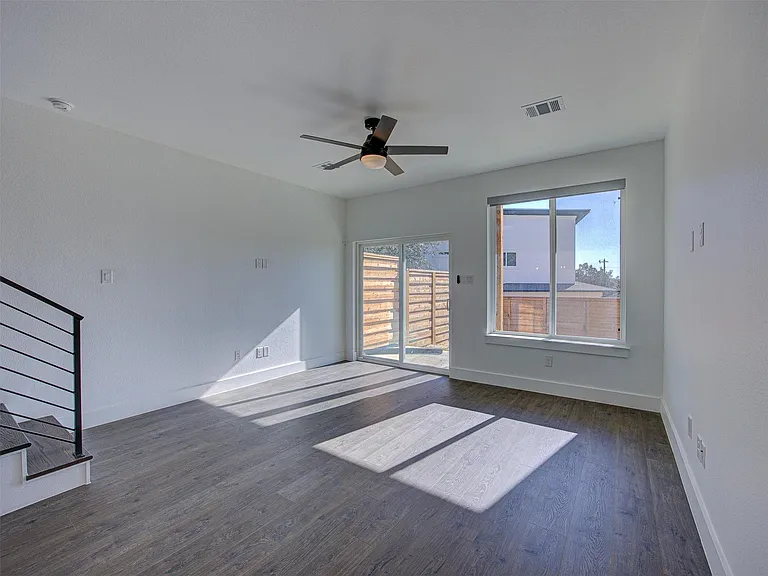 20507 Bonanza St #B — Photo 18
