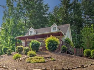 28 Lamplighter Ln, Weaverville, NC 28787