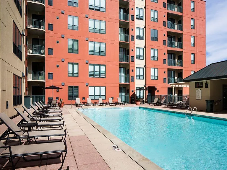 pool-long-view-nw