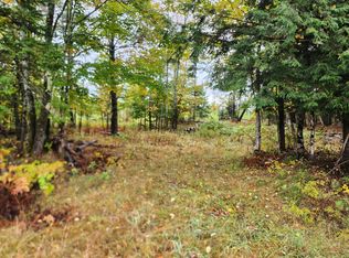 46 Lane Rd, Dexter, ME 04930