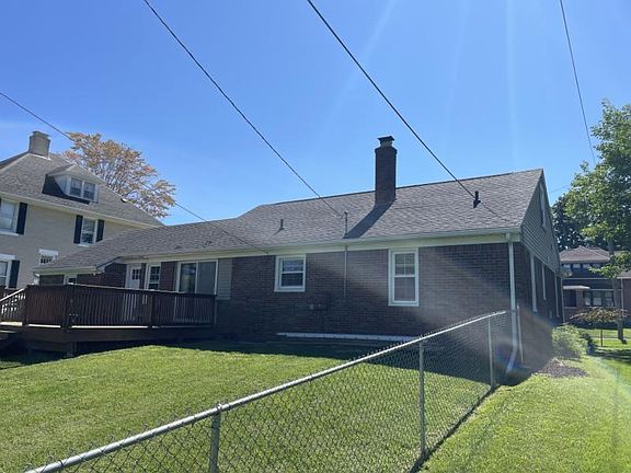 3rd image of 329 E Irwin St