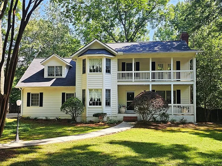 1473 Mayfield Rd — Photo 1