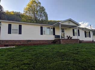 112 Claudes Hill Dr, Swords Creek, VA 24649