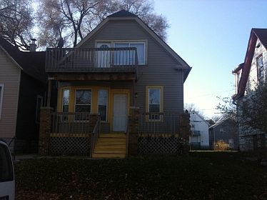 1st image of 3019A N Buffum St