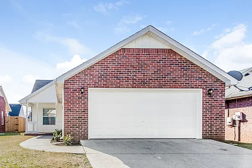 603 Freedom Ct Photo 1