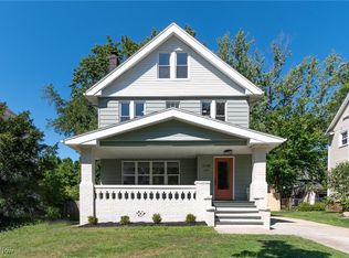 3149 Yorkshire Rd, Cleveland Heights, OH 44118