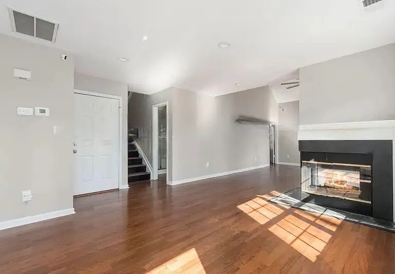8407 Southgate Commons Dr — Photo 5