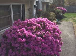 6 Walsh Rd, Holbrook, MA 02343