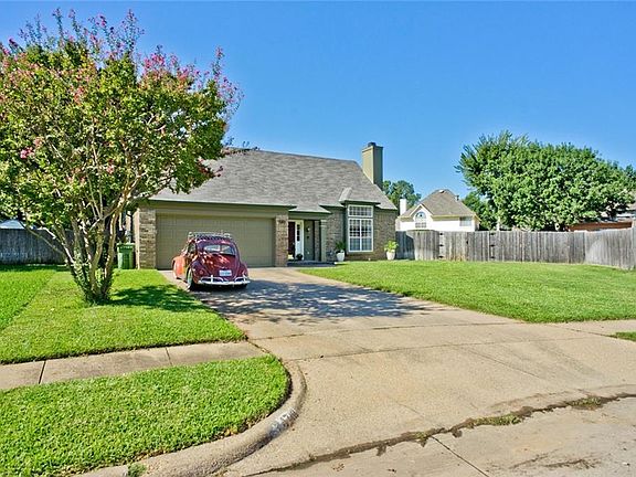 2nd image of 4718 Brenton Oaks Dr