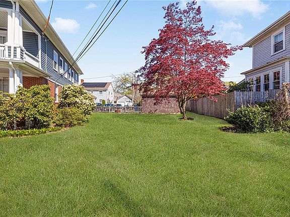 4th image of 107-109 Sefton Dr