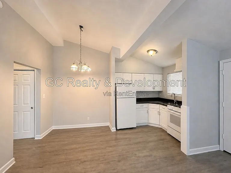 17 N Hillside Ave #6 — Photo 10