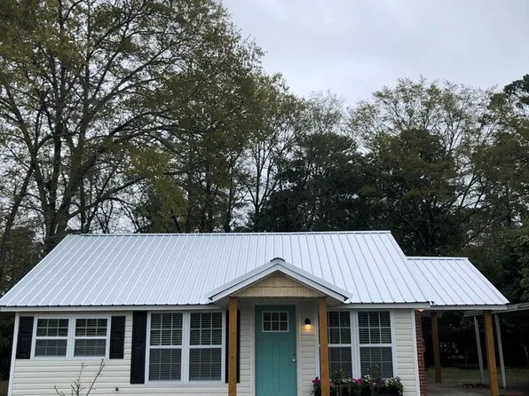 611 Gary Ave, Nashville, GA 31639