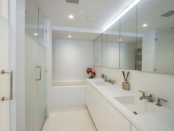5th image of 16 Central Park S #1901