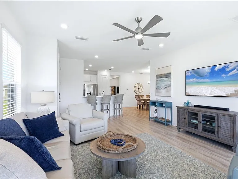 4733 Tortona Ct — Photo 12