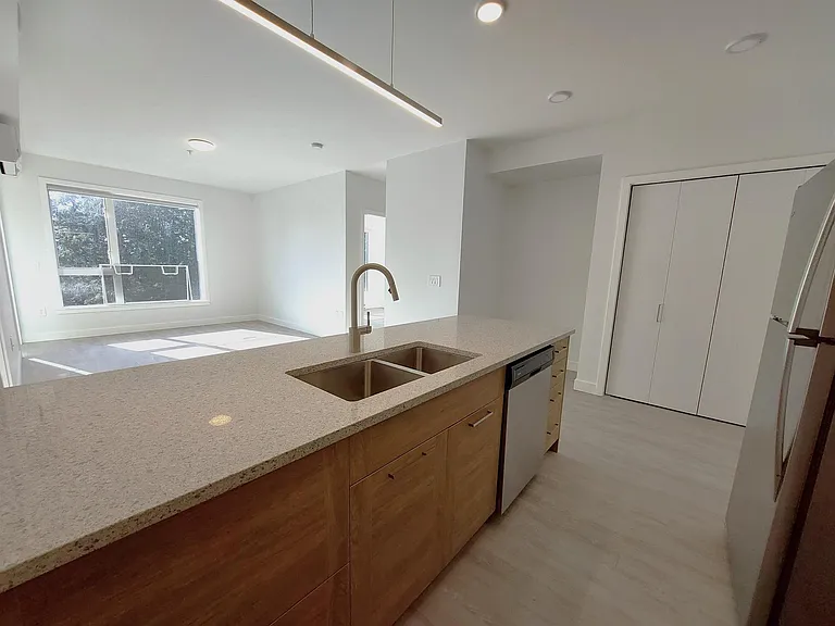 494 Goldstream Ave — Photo 47