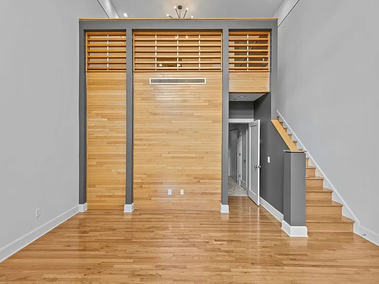 420 Queens Rd #7 — Photo 16