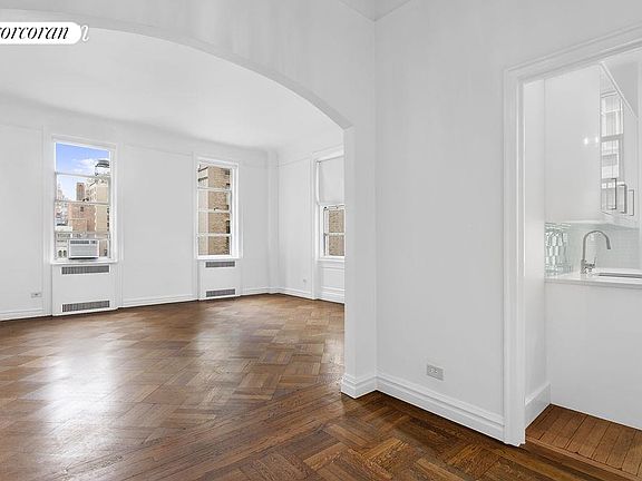 4th image of 11 W 81st St #7C