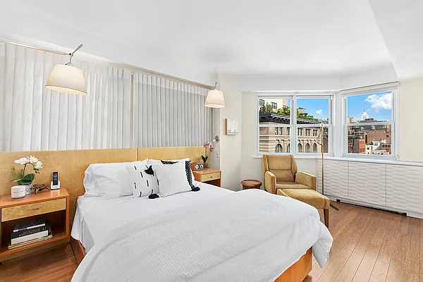 Sold by Compass | media 14