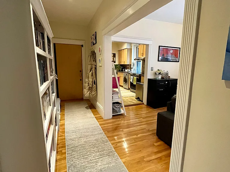 66 Marshal St #6 — Photo 12