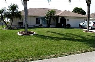 1st image of 234 SW 33rd Ter