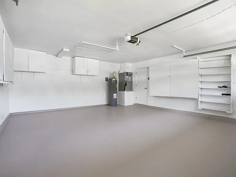 722 Carnival Ter — Photo 35