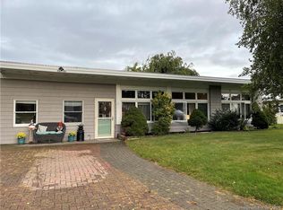 17 Race Rock Rd, Waterford, CT 06385