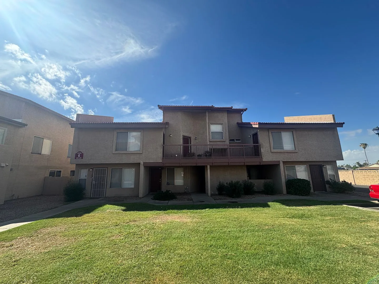 4828 W Orangewood Ave — Photo 2
