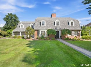 28 Colony Rd, West Hartford, CT 06117