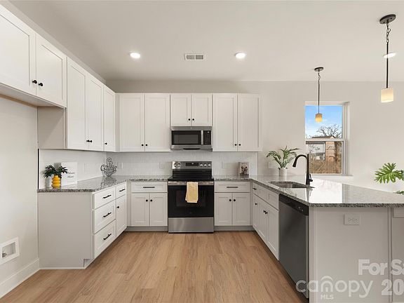 4th image of 104 Willies Ln