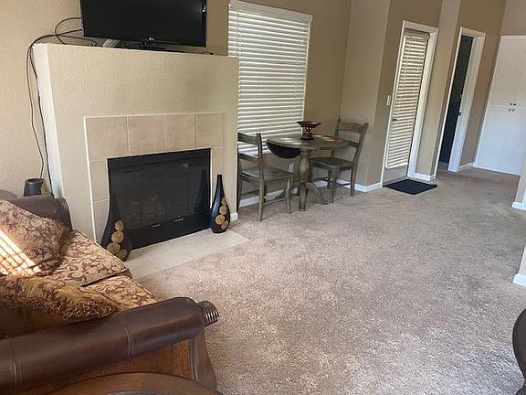 5th image of 240 E Natoma St #24